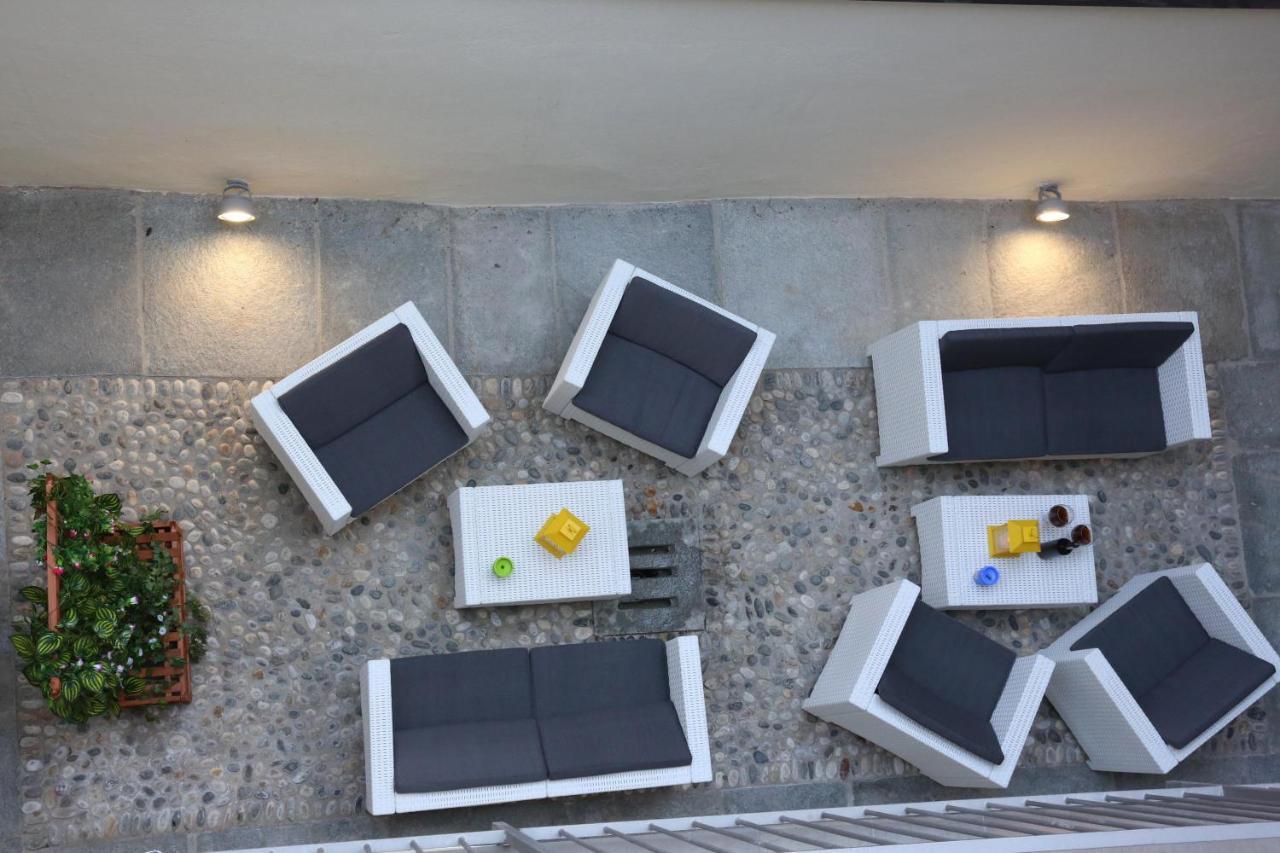 Trifulhouse Holiday Apartments Άλμπα Εξωτερικό φωτογραφία